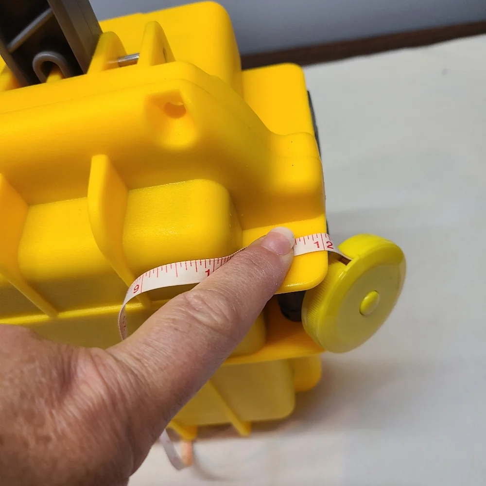 Invicta RARE Sea Spider Men's Watch, 50mm, Model 23760. New In Case. - Picture 7 of 8